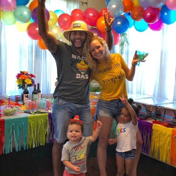 Meet your Posher, Stefanee - Picture 2 of 3